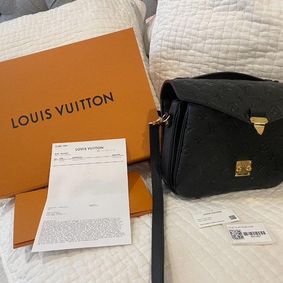 Louis Vuitton~ POCHETTE METIS~ Black - Picture 4 of 16